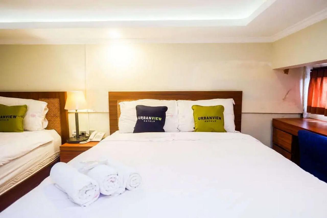 Urbanview Rumah Kandjani Yogyakarta Kejayan エクステリア 写真