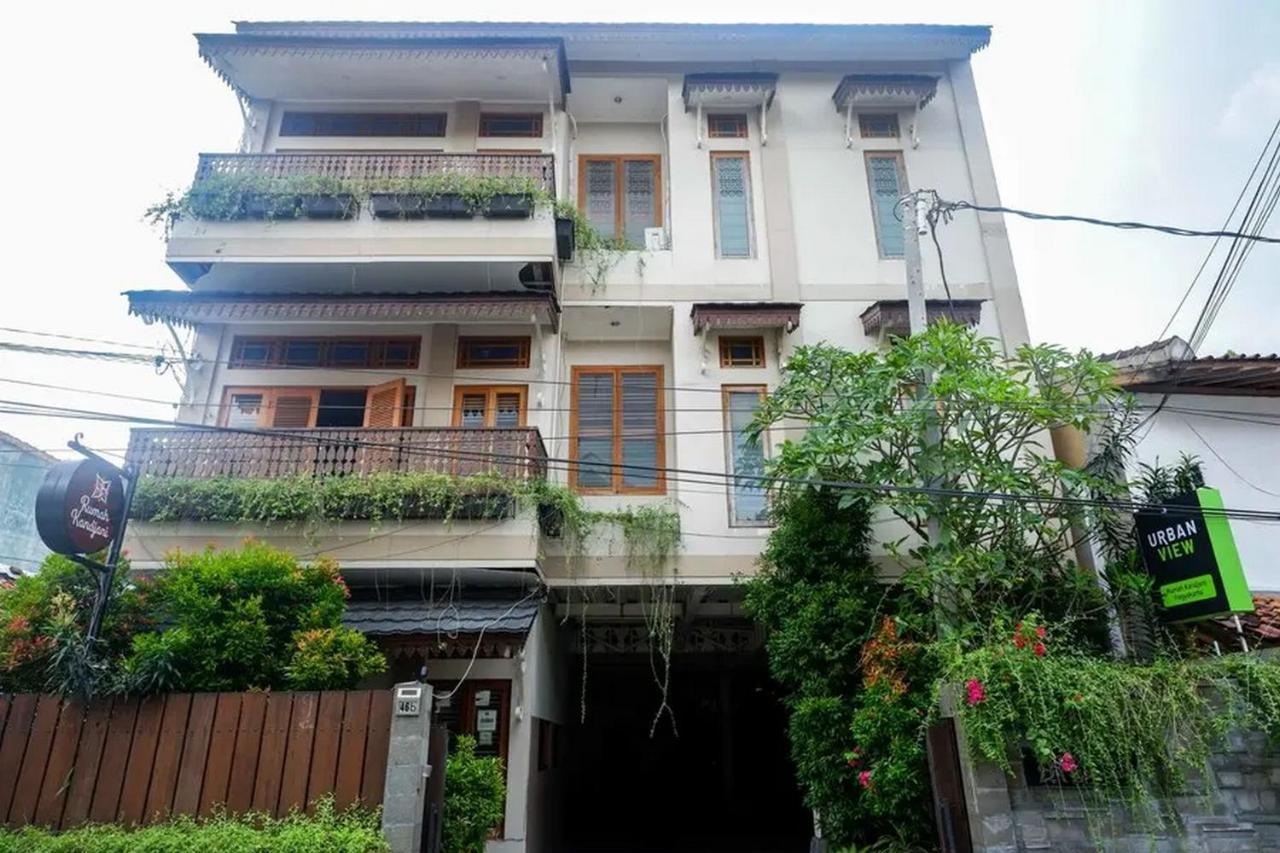 Urbanview Rumah Kandjani Yogyakarta Kejayan エクステリア 写真