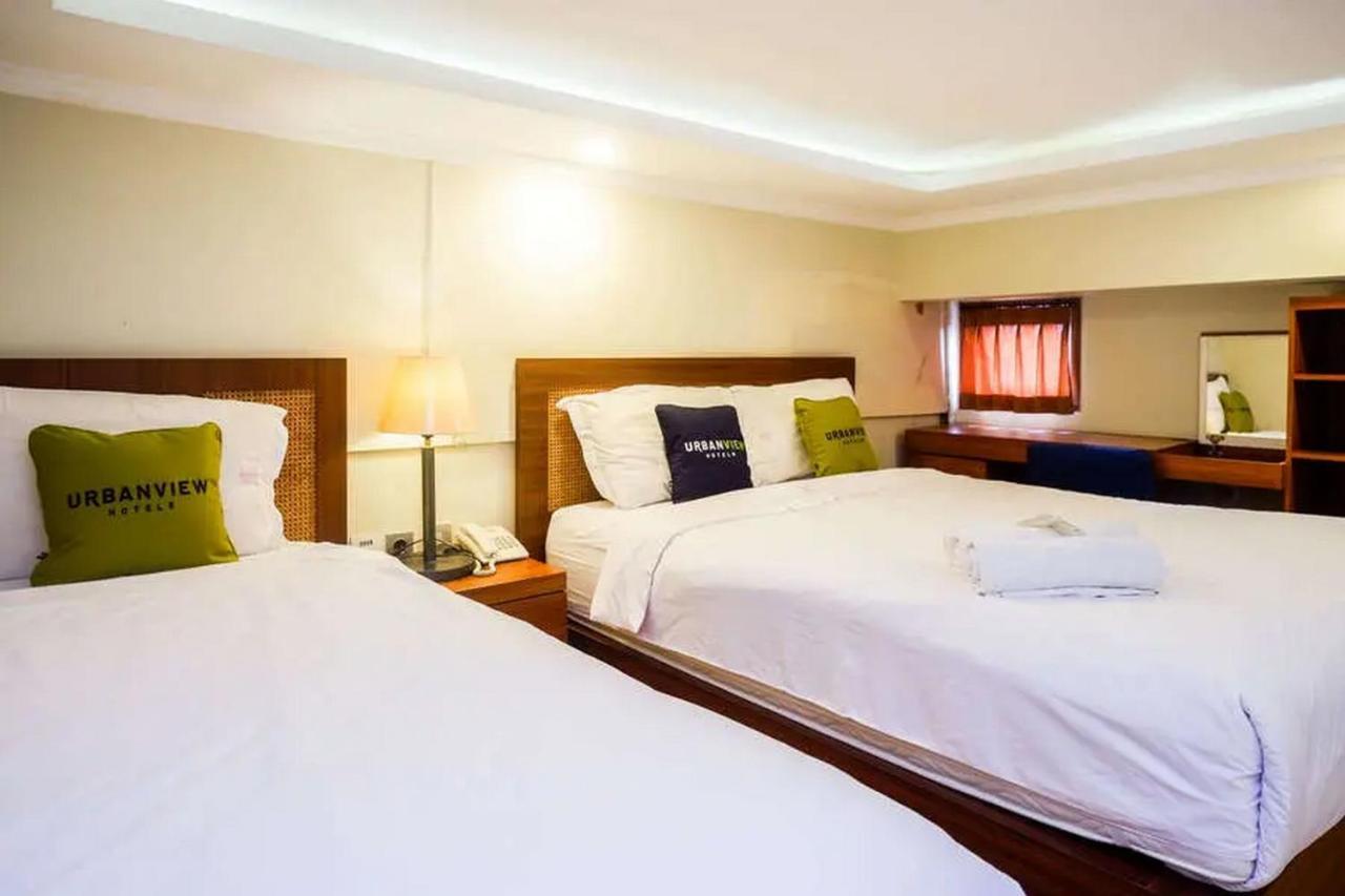 Urbanview Rumah Kandjani Yogyakarta Kejayan エクステリア 写真