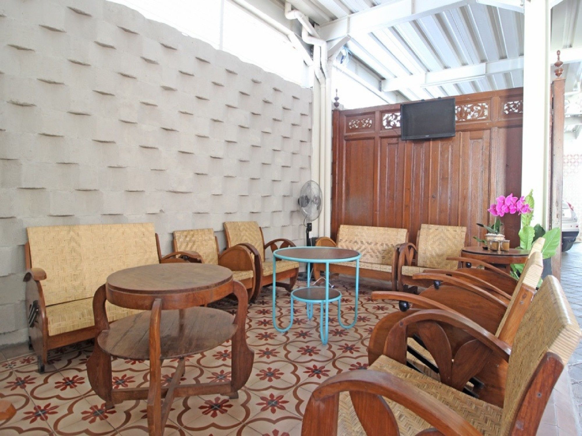 Urbanview Rumah Kandjani Yogyakarta Kejayan エクステリア 写真